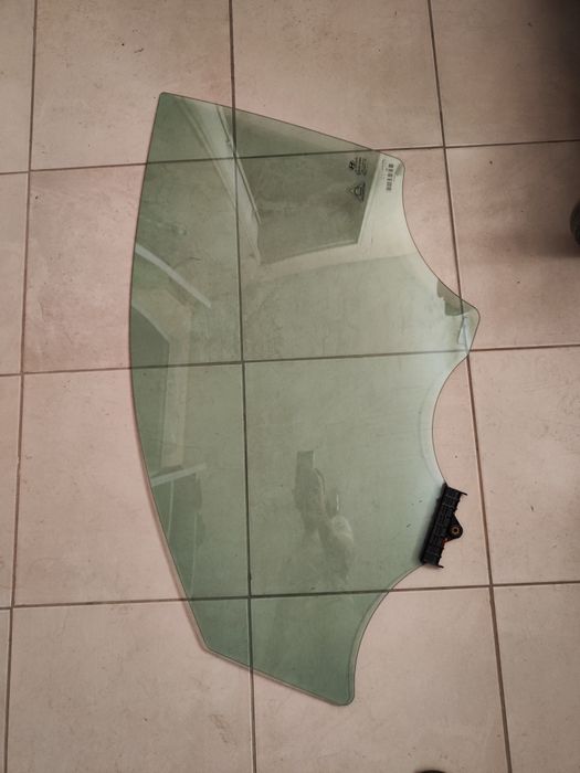 Hyundai Tucson 2016-2021 оригинално предно стъкло