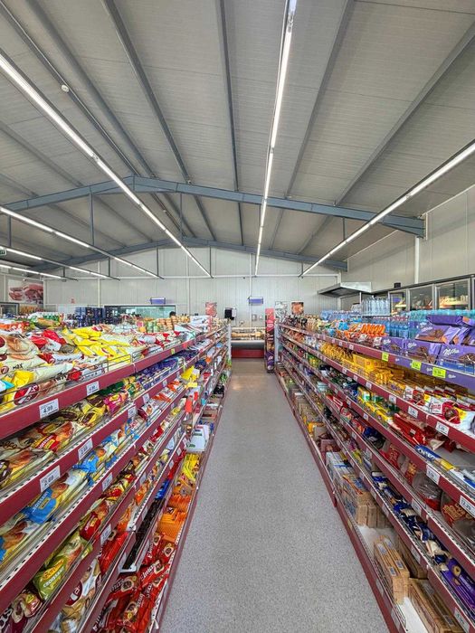 Vand spatiu comercial