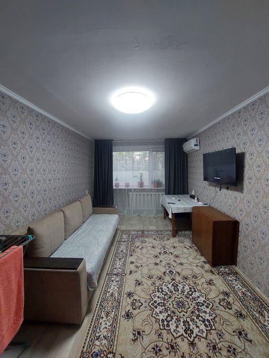 Срочно продам двухкомнатную квартиру.  Улучшенная планировка!