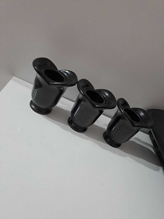 Стари малки български вазички и свещник