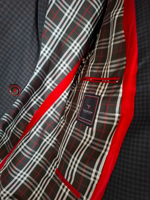 Мъжко сако на Теодор