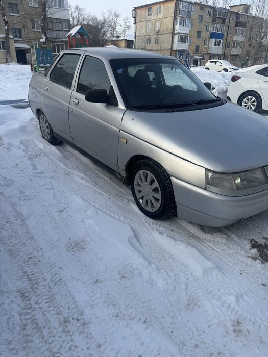 Продам машину ваз 21102