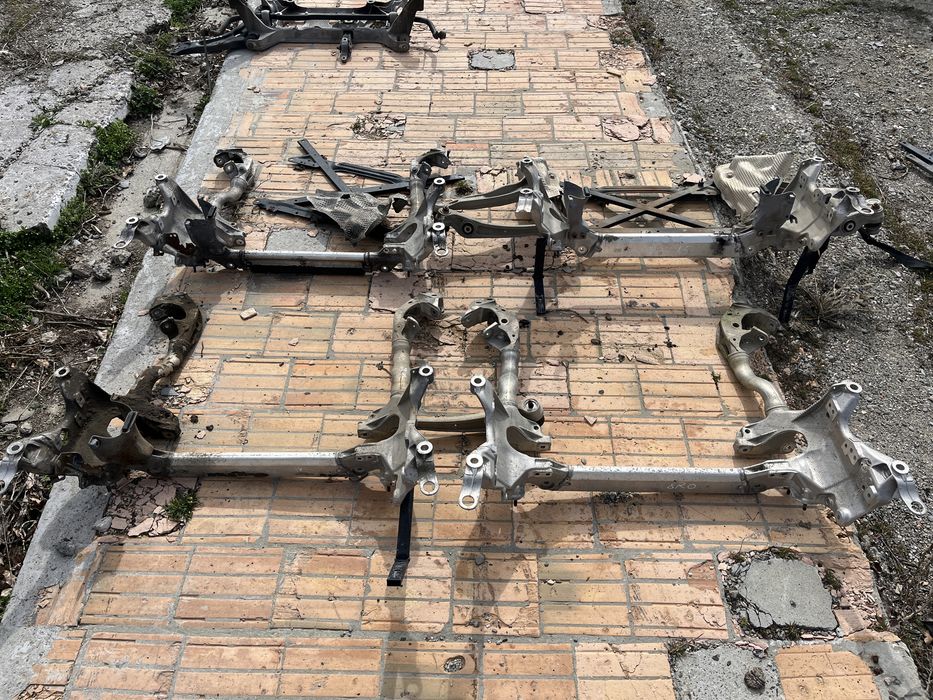 Jug / Cadru motor / Punte fata Audi A4 B8 B8.5 A5 8T Q5 8R