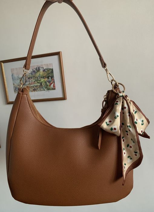 Нова дамска чанта. Нова дамска раница Mexx