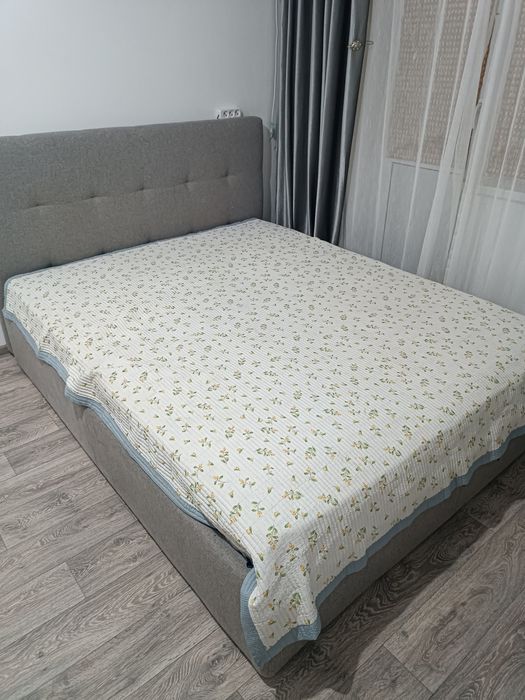 Продам двуспальную кровать