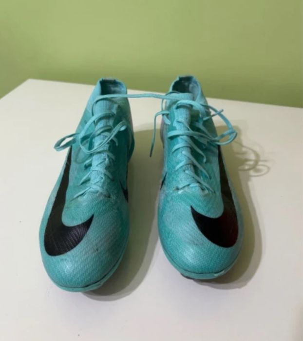 Мъжки професионални футболни бутонки-nike mercurial air zoom-42номер