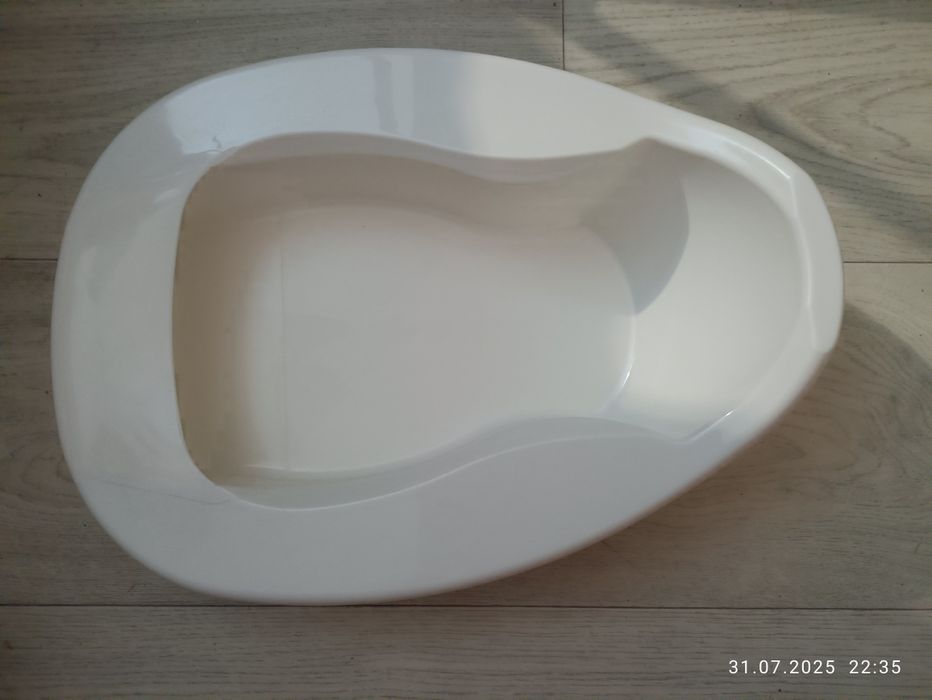 Продаю судно для лежачих