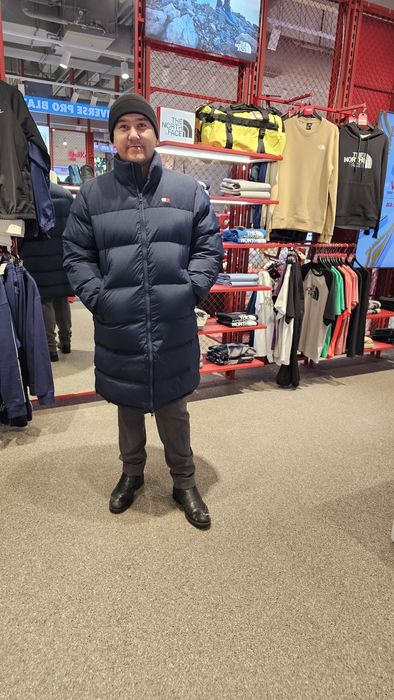 Уличный газовый обогреватель аренда . Уличный кaмен прокат. Стол стул