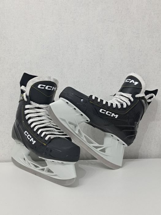 Продам коньки ccm