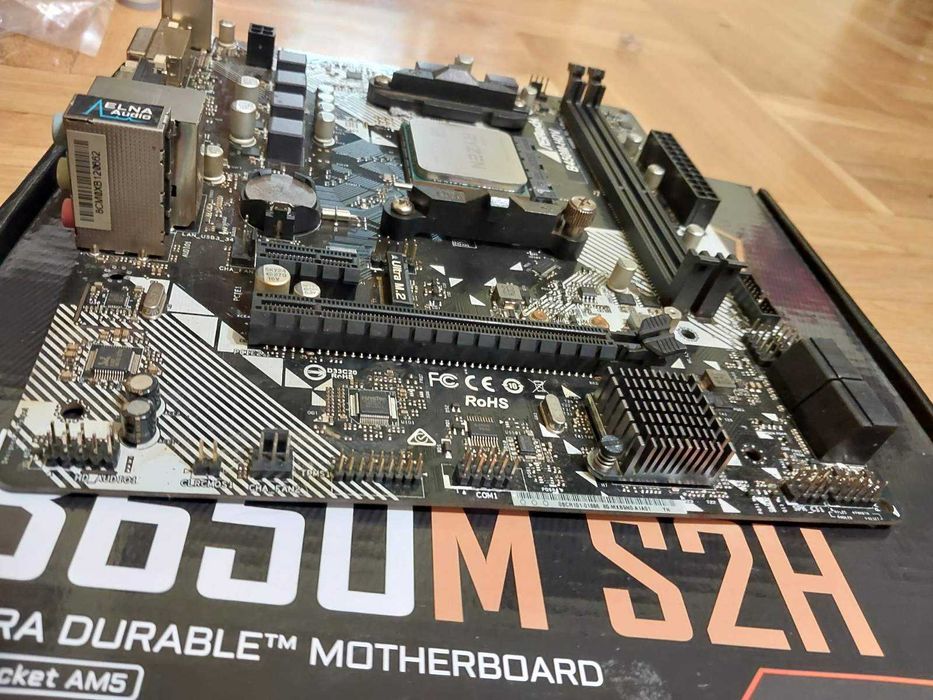 AMD Ryzen 5 3600 + AsRock B450M HDV