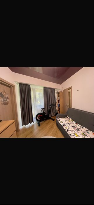 Inchiriez apartament 3 camere