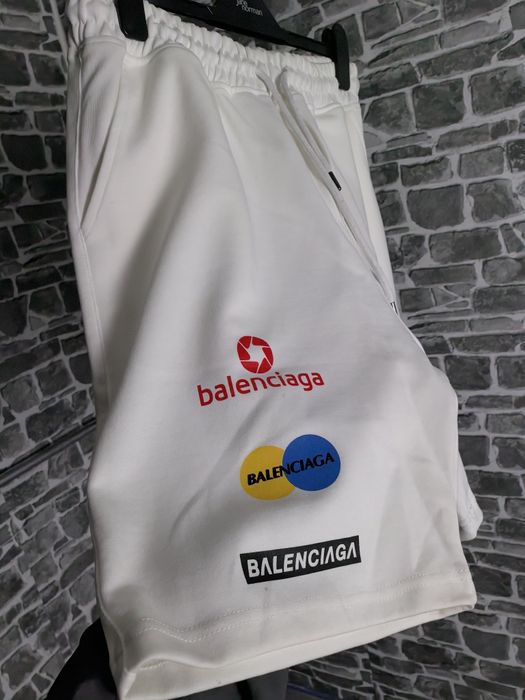 Balenciaga къси панталони