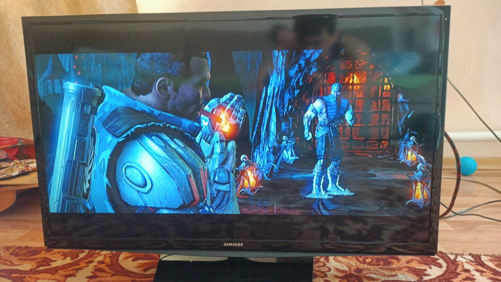 Продам телевизор Самсунг