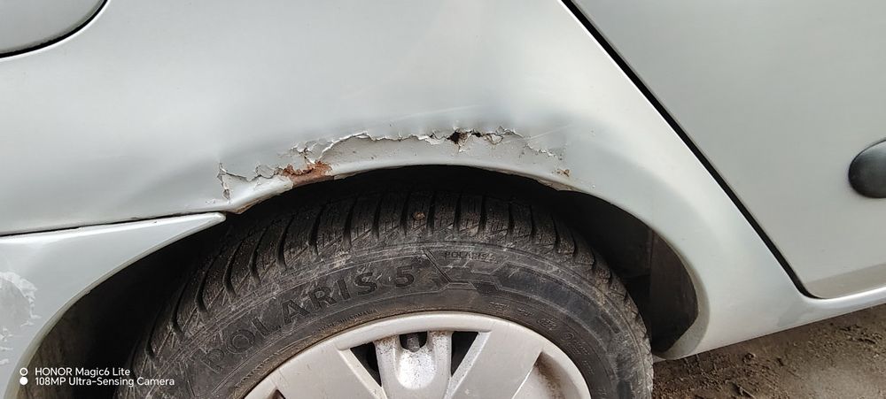 Vând Renault clio 1.2 benzina 16 valve an 2001