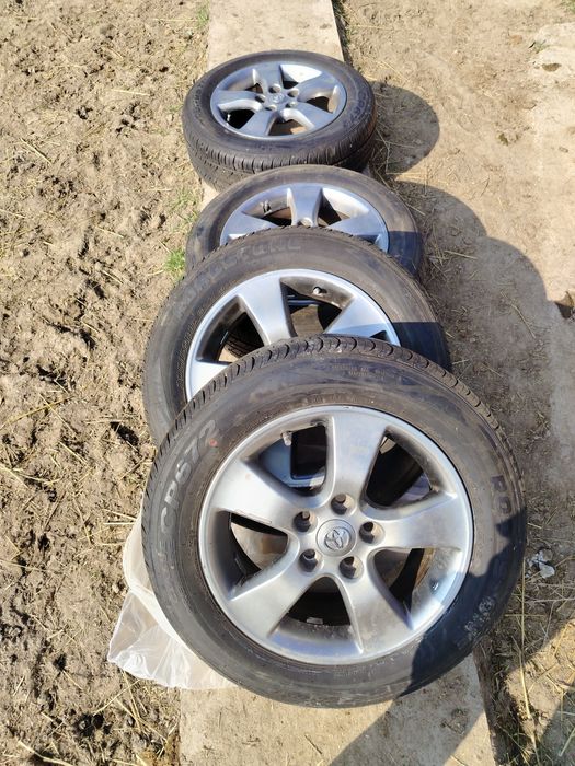 Шина toyota camry