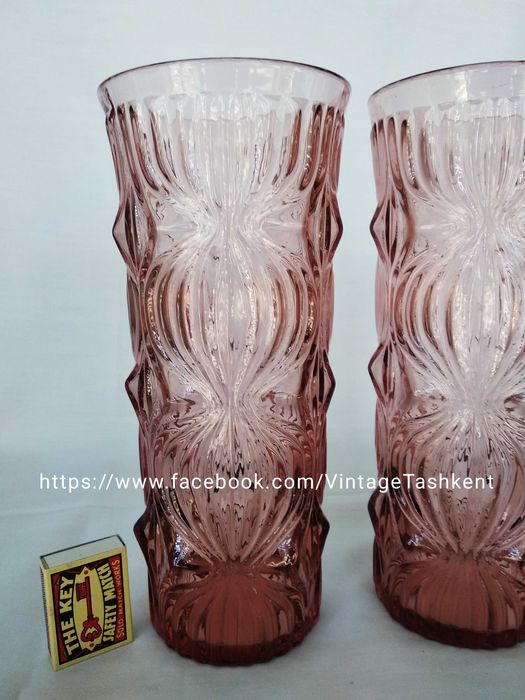 Вазы для цветов из цветного стекла СССР