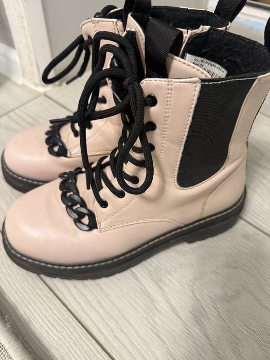 Продам весенние сапоги для девочки