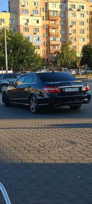 Продавам Мерцедес Е350 AMG спорт пакет