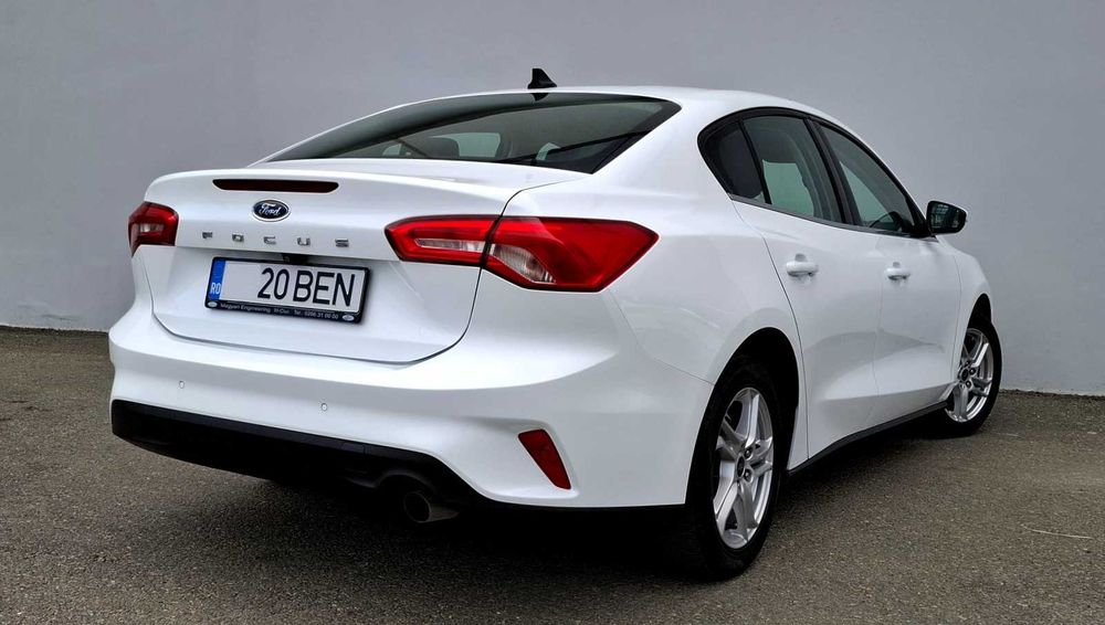 FORD Focus 2021 — imagine 3