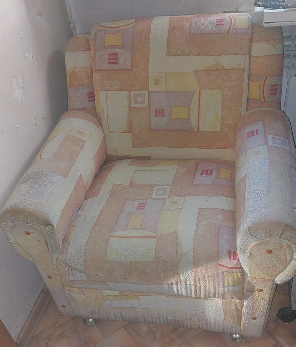 Продаётся кресло