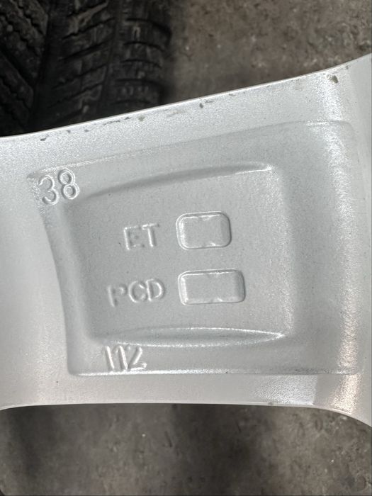 17-цола 5х112 - Audi - A3-A4-A6–Q3-Q5