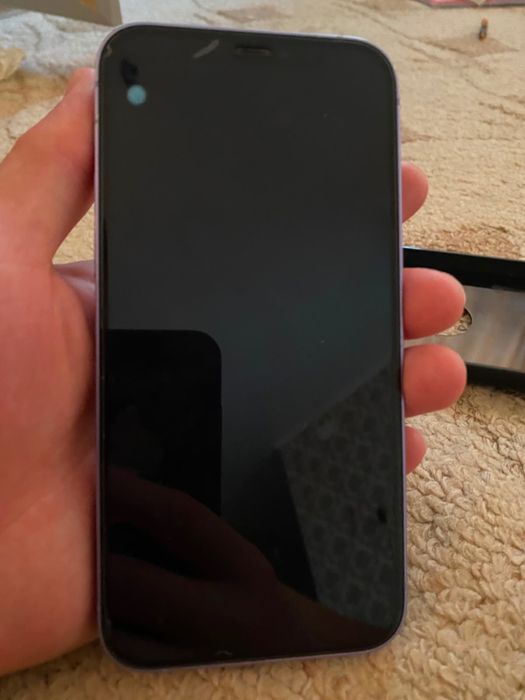 продам Iphone 12