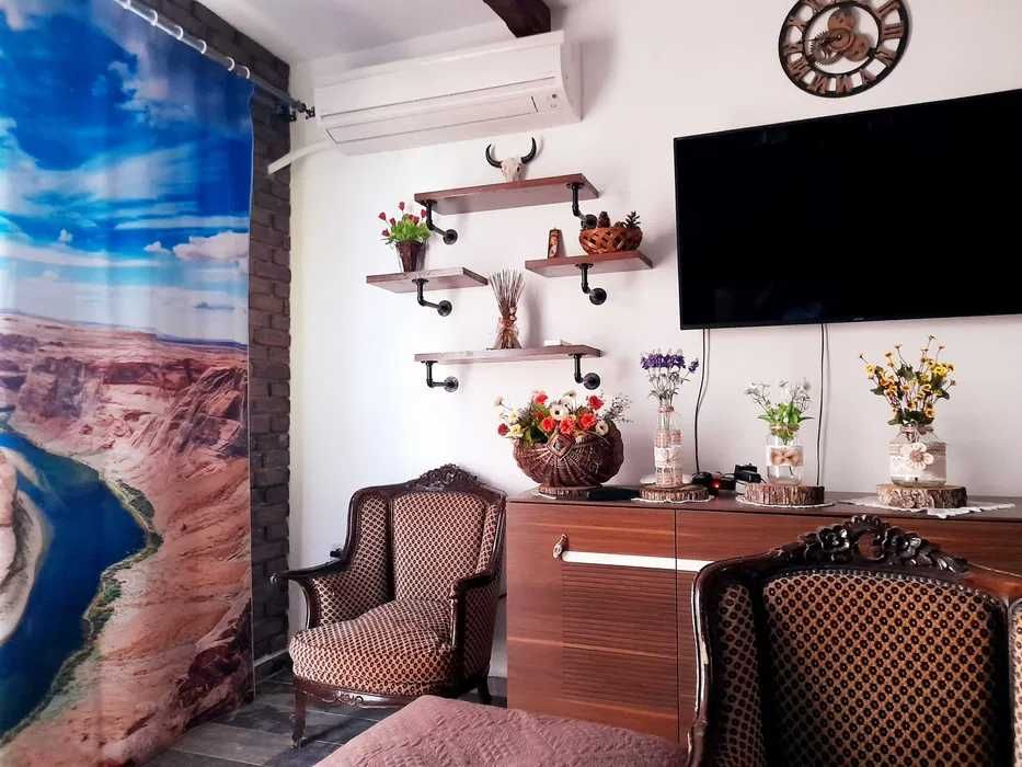 Давам под наем двустаен апартамент с панорамна тераса в Студ.град!