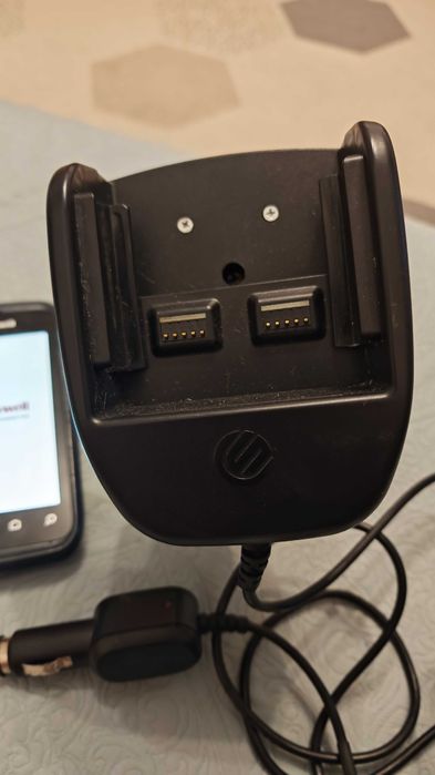 Terminal scaner  Honeywell Dolphin CT60 suport si incarcator auto  varianta fara sim doar wi-fi