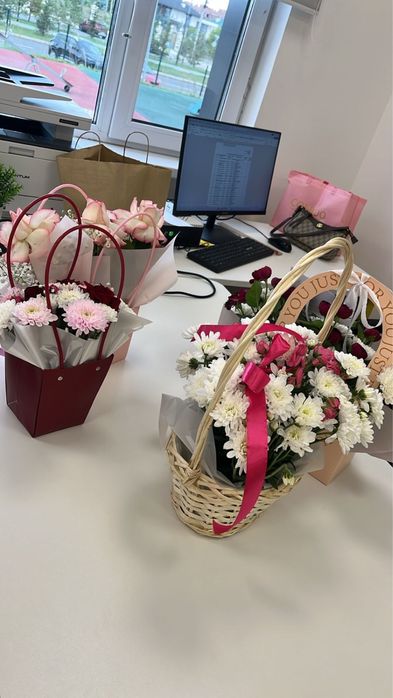 Цветы  - Гүлдер.