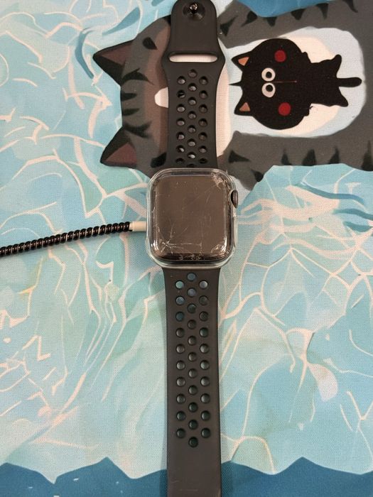 Apple Watch SE Nike Edition 40mm (GPS LTE)