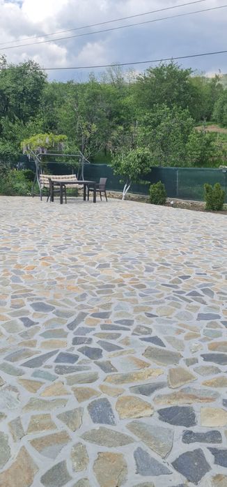 Vând piatra naturala de munte