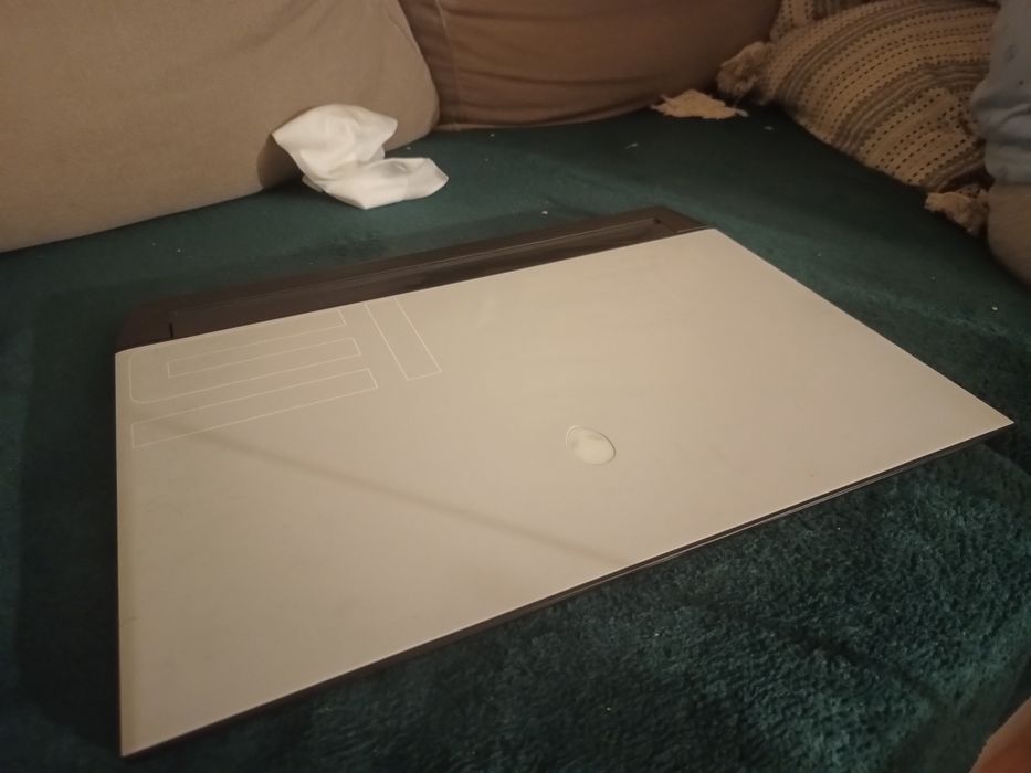 Laptop alieanware m15