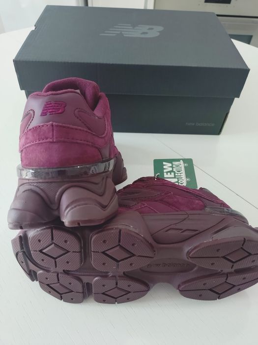 New Balance 9060 Satin Burgundy
