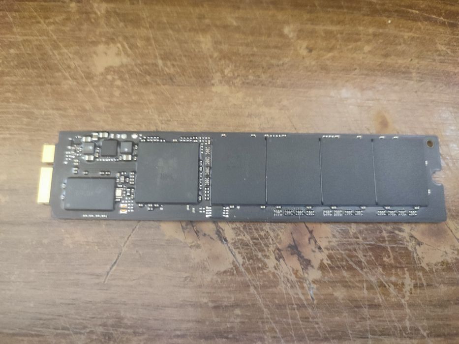 SSD 128gb Macbook Air 11 A1370 emc2471 - Funcțional