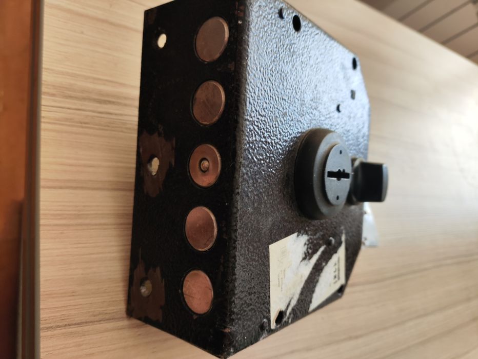 Замок дверной Эльбор