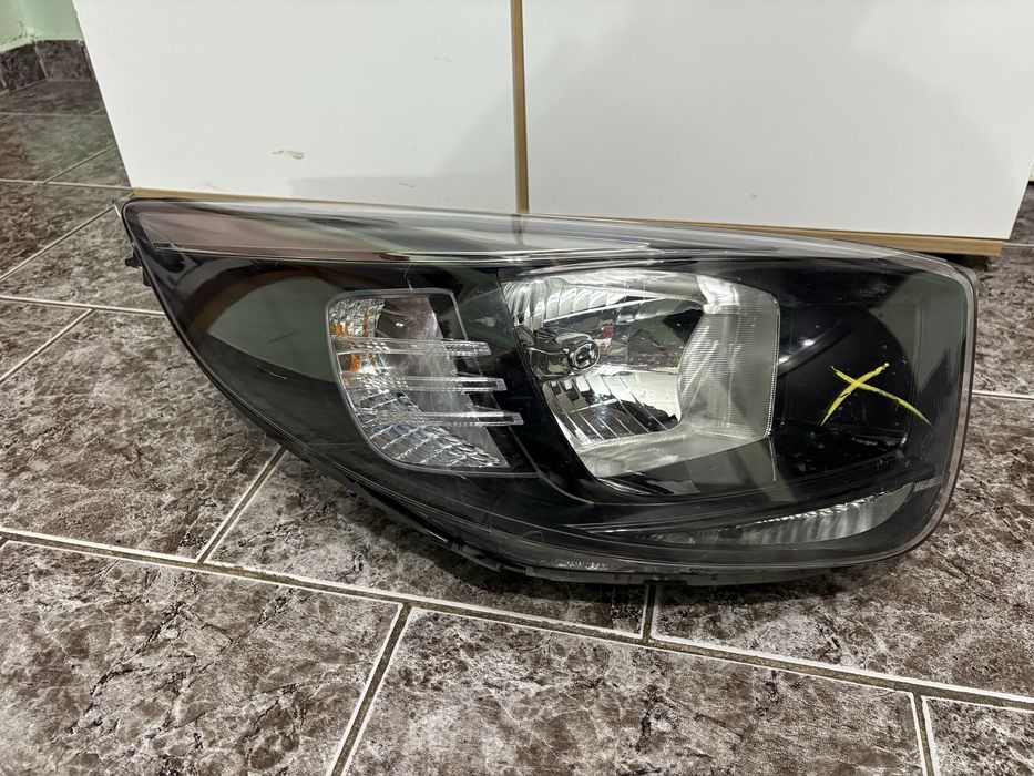 Десен фар за Киа Пиканто 3 / Kia Picanto III