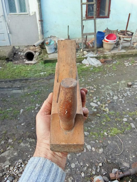 Rindea de lemn in stare buna