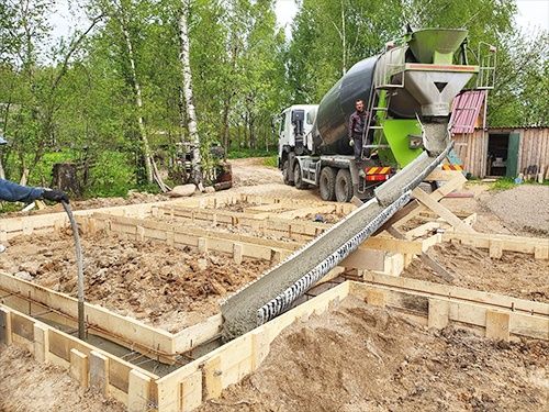 Бетон, доставка и бетононасос — комплексно
