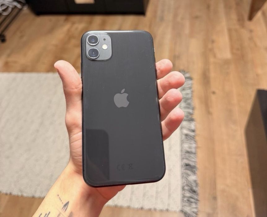 iPhone 11 / 128 GB / 90% / Liber Retea