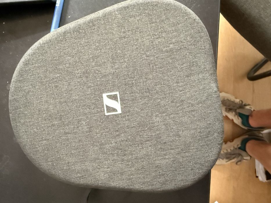 Casti Sennheiser Momentum 4