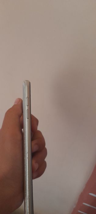 Samsung galaxy j4 yaxshi ideal