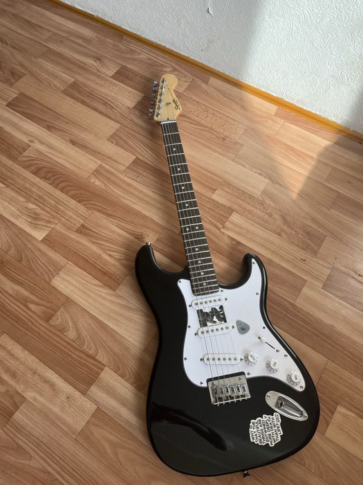 электрогитара stratocaster