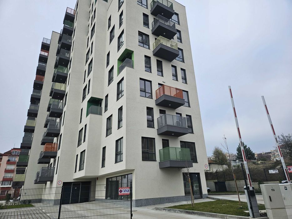 Дава се под наем Гараж / Паркомясто в Варна, Възраждане 1 - 27 кв.м за 200 € - Снимка #2