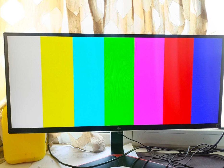 Монитор 34" LG UM69G 75ГЦ UWHD 2560x1080 IPS 1мс