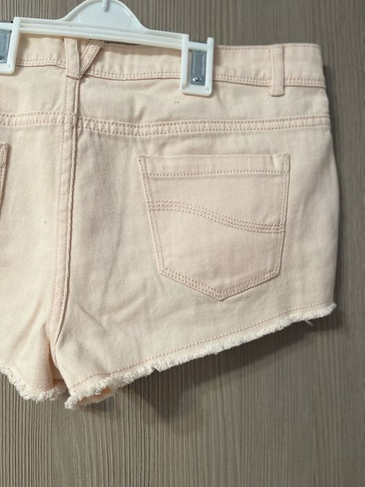 Pantaloni scurti femei din denim marimea 40 roz deschis