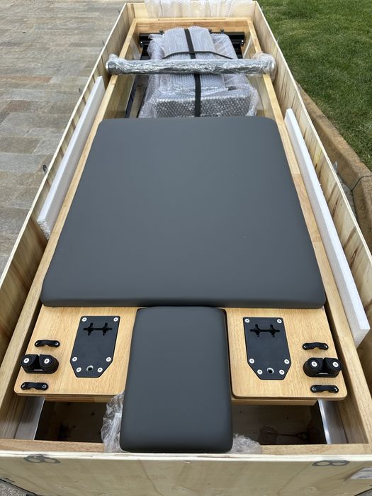 Пилатес реформър уред