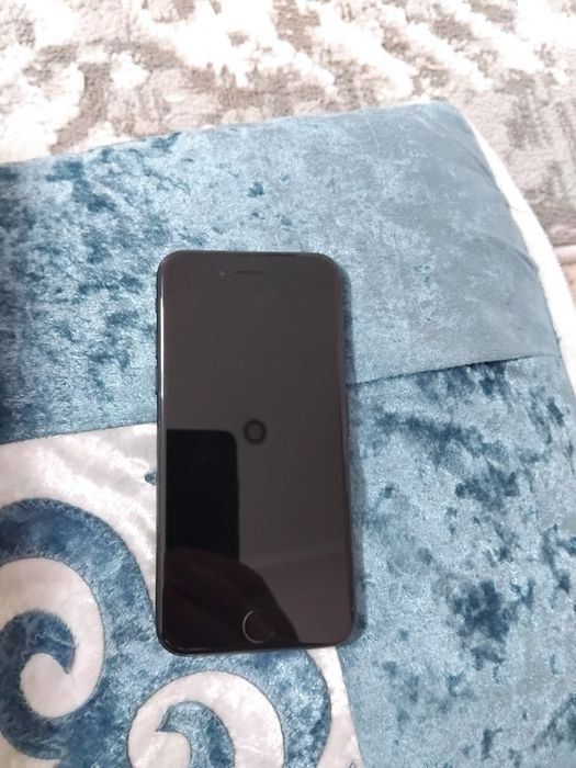 Айфон 7,32памяти,