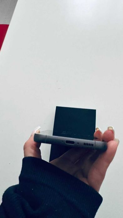 Телефон Samsung Galaxy S23FE