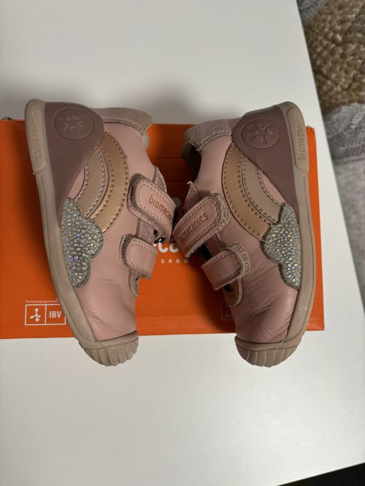 Обувки Biomecanics