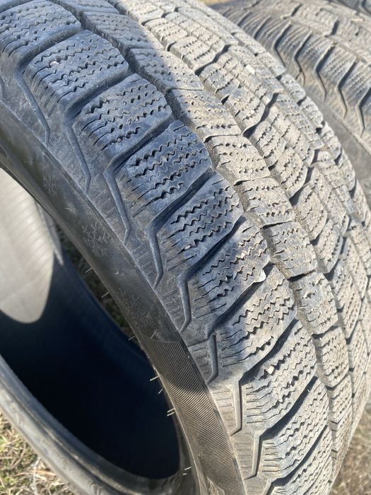 Шины зимнее 3 штуки